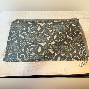 16x26” Pottery Barn Textured Blue and Tan Pillow Cover